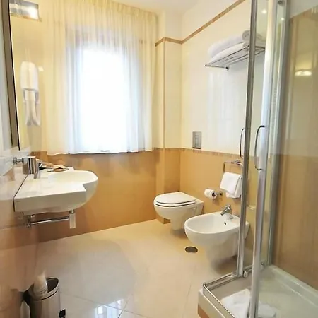 Hotel Oc 4*
