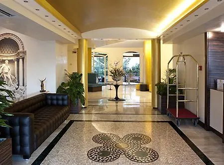 Hotel Oc 4*